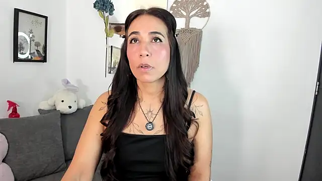 electra hunt online show from July 11, 12:13 am