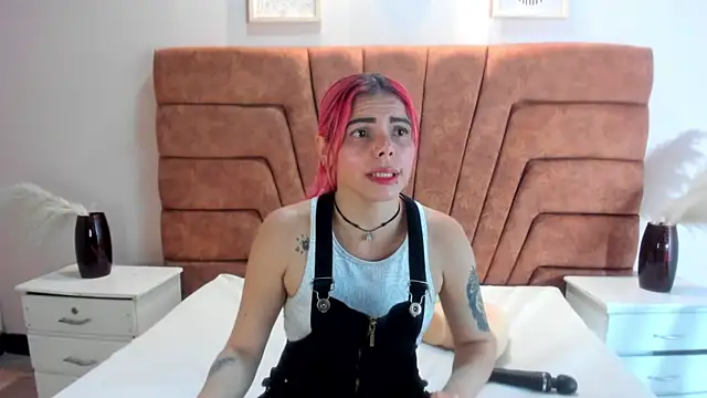 NIKI SANTANA online show from January 28, 7:53 pm