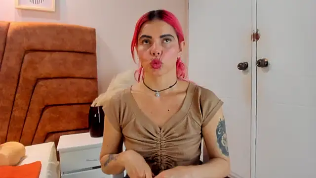 NIKI SANTANA online show from January 30, 4:37 am