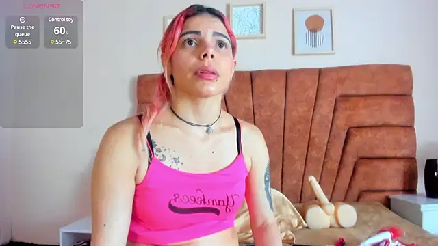 NIKI SANTANA online show from March 3, 4:03 am