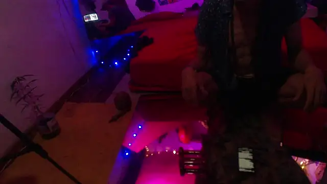 laye19 online show from February 23, 2:40 am