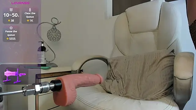 Snapshot of JenyWells chatting on December 13, 11:13 am JenyWells online show from December 13, 11:13 am