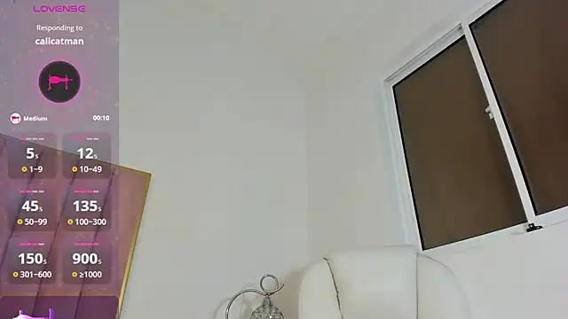 Snapshot of JenyWells chatting on December 24, 11:55 pm JenyWells online show from December 24, 11:55 pm