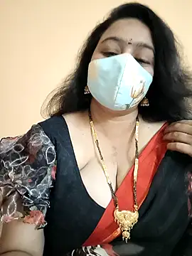 neelu-hoty online show from December 23, 4:50 pm