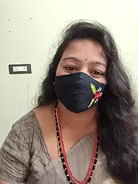 neelu-hoty online show from October 10, 11:20 am