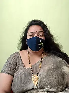 neelu-hoty online show from May 11, 9:04 am