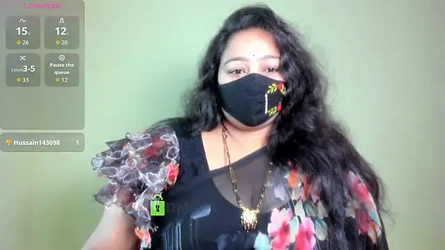 neelu-hoty online show from June 7, 9:02 am
