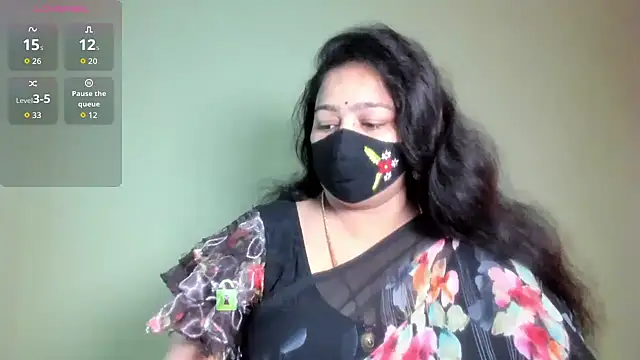 neelu-hoty online show from July 18, 9:13 am