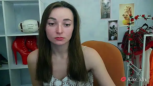  Barbie Kiss  online show from January 11, 5:07 pm