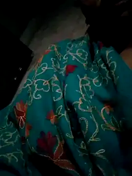 VyingAviary online show from March 1, 3:53 am