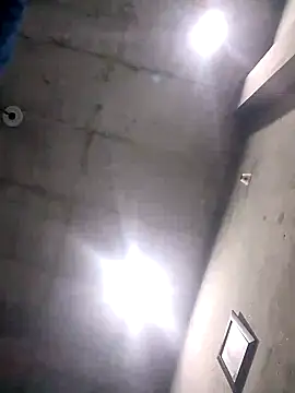 VyingAviary online show from March 19, 4:45 pm