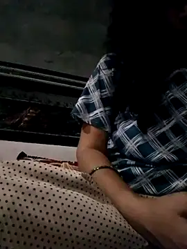 VyingAviary online show from September 10, 4:23 am