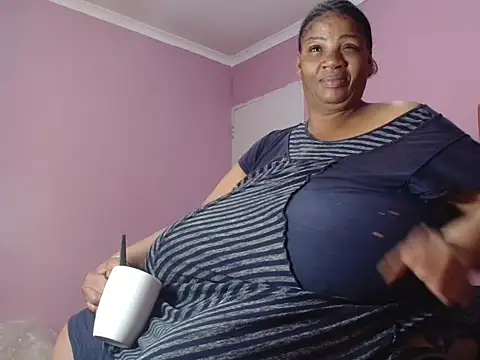 tinagiant online show from July 25, 10:13 am