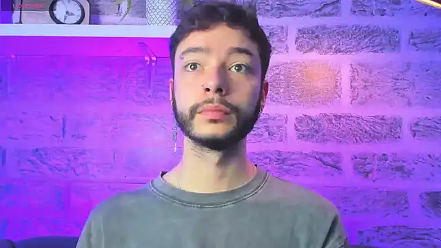 noah ricci online show from November 24, 12:05 pm