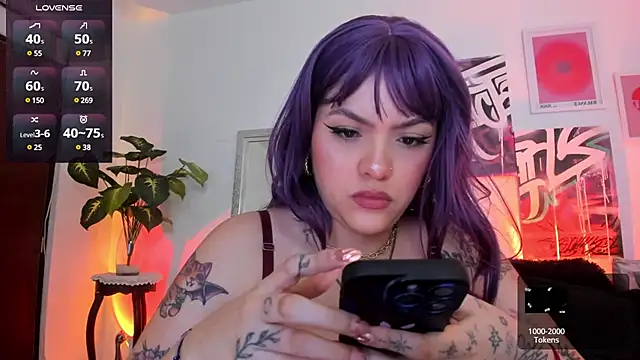 AnnieHuntters online show from February 11, 2:25 am