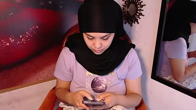 VenussTits97 online show from December 4, 10:51 pm