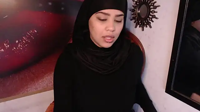 VenussTits97 online show from December 17, 11:16 pm