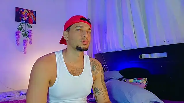 Snapshot of Jeff_Kent2 chatting on October 11, 12:32 am Jeff Kent2 online show from October 11, 12:32 am