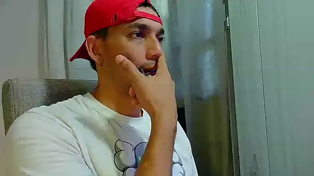 Snapshot of Jeff_Kent2 chatting on October 15, 5:13 pm Jeff Kent2 online show from October 15, 5:13 pm