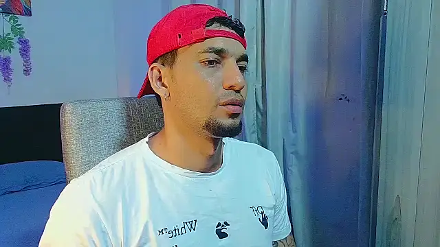 Snapshot of Jeff_Kent2 chatting on October 23, 11:24 pm Jeff Kent2 online show from October 23, 11:24 pm