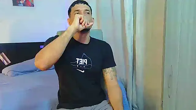 Snapshot of Jeff_Kent2 chatting on November 2, 12:02 am Jeff Kent2 online show from November 2, 12:02 am