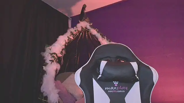 vanelope11 online show from September 28, 7:25 am