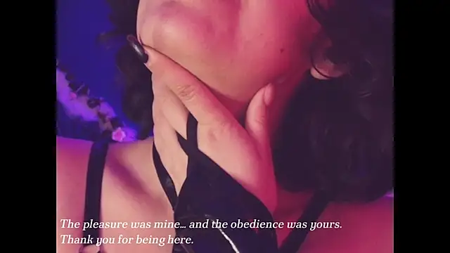 vanelope11 online show from October 18, 7:14 pm