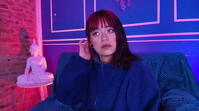 Snapshot of vanelope11 chatting on January 17, 1:43 am vanelope11 online show from January 17, 1:43 am