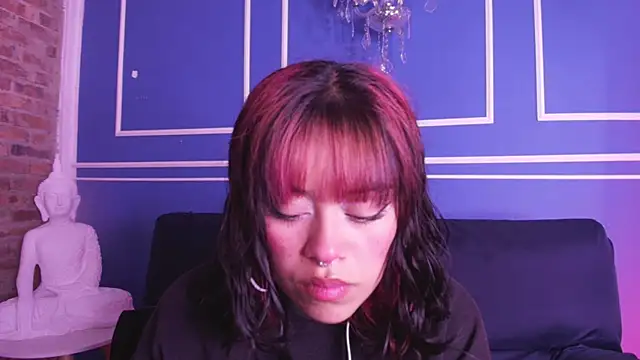 Snapshot of vanelope11 chatting on February 1, 2:32 am vanelope11 online show from February 1, 2:32 am