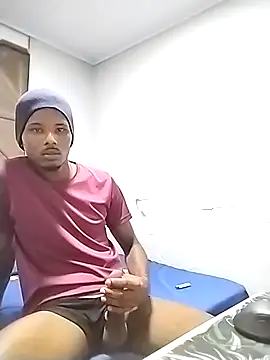 Snapshot of Preto_raro_ chatting on March 15, 11:44 pm Preto raro online show from March 15, 11:44 pm