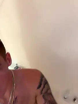 PeytonJohnn online show from September 28, 8:03 pm