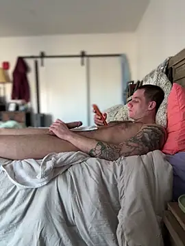 PeytonJohnn online show from November 18, 5:06 pm