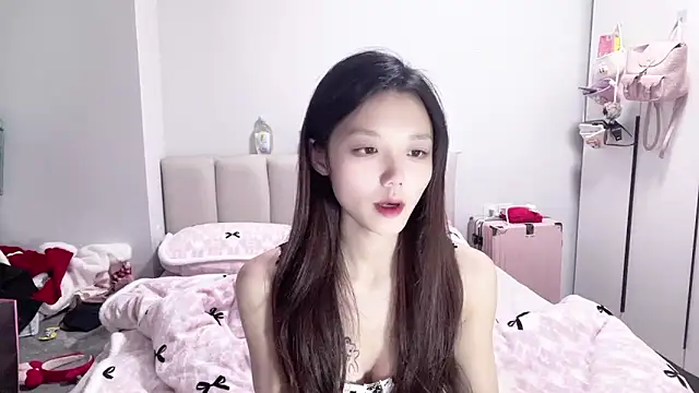 Snapshot of Puff-521 chatting on December 5, 8:16 pm Puff-521 online show from December 5, 8:16 pm