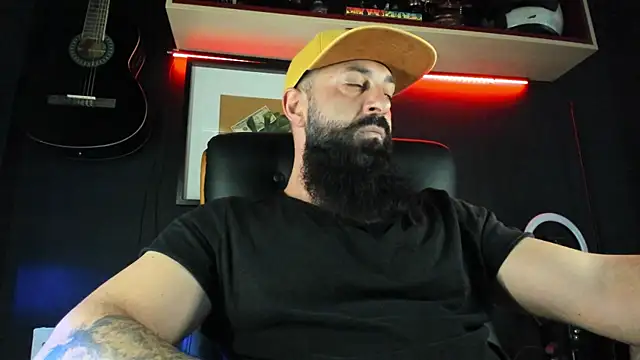 Snapshot of axxelrich_ chatting on January 26, 10:12 am axxelrich online show from January 26, 10:12 am