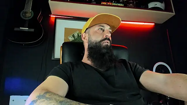 Snapshot of axxelrich_ chatting on January 26, 1:47 pm axxelrich online show from January 26, 1:47 pm