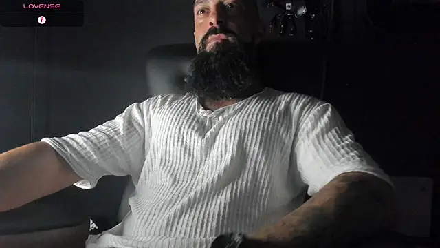 Snapshot of axxelrich_ chatting on September 17, 5:47 pm axxelrich online show from September 17, 5:47 pm