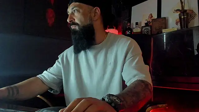 Snapshot of axxelrich_ chatting on September 26, 5:33 am axxelrich online show from September 26, 5:33 am