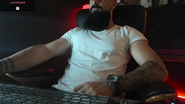 Snapshot of axxelrich_ chatting on September 27, 4:45 pm axxelrich online show from September 27, 4:45 pm