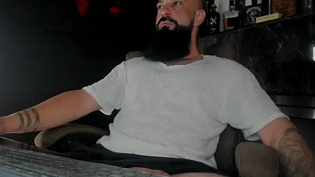 Snapshot of axxelrich_ chatting on October 2, 3:57 am axxelrich online show from October 2, 3:57 am