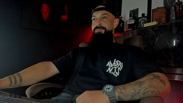 Snapshot of axxelrich_ chatting on October 8, 5:43 pm axxelrich online show from October 8, 5:43 pm