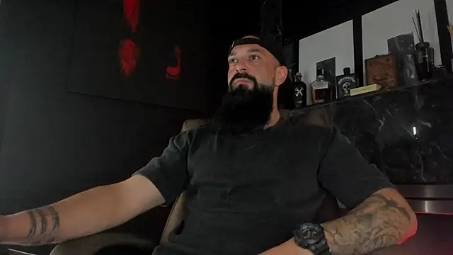 Snapshot of axxelrich_ chatting on October 25, 4:09 am axxelrich online show from October 25, 4:09 am