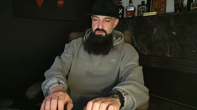 Snapshot of axxelrich_ chatting on November 17, 4:51 am axxelrich online show from November 17, 4:51 am