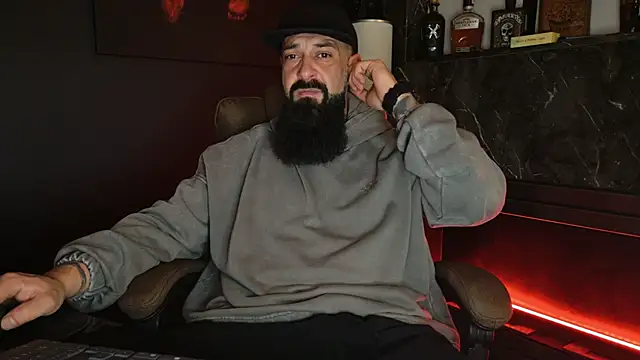 Snapshot of axxelrich_ chatting on November 26, 4:35 am axxelrich online show from November 26, 4:35 am