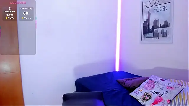 katy giil online show from October 18, 1:01 pm