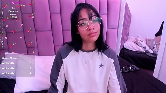 AriannaDavis online show from February 18, 4:05 pm