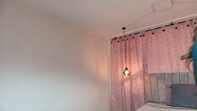 VioletaScott  online show from November 8, 1:11 pm