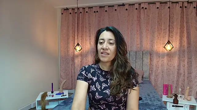 VioletaScott  online show from November 19, 1:22 pm