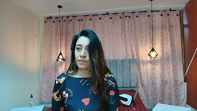 VioletaScott  online show from December 3, 1:31 pm