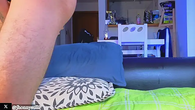 jhonny sulivan online show from October 12, 9:14 pm