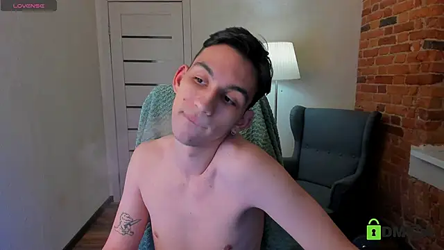 Ul Tima online show from December 18, 8:25 pm